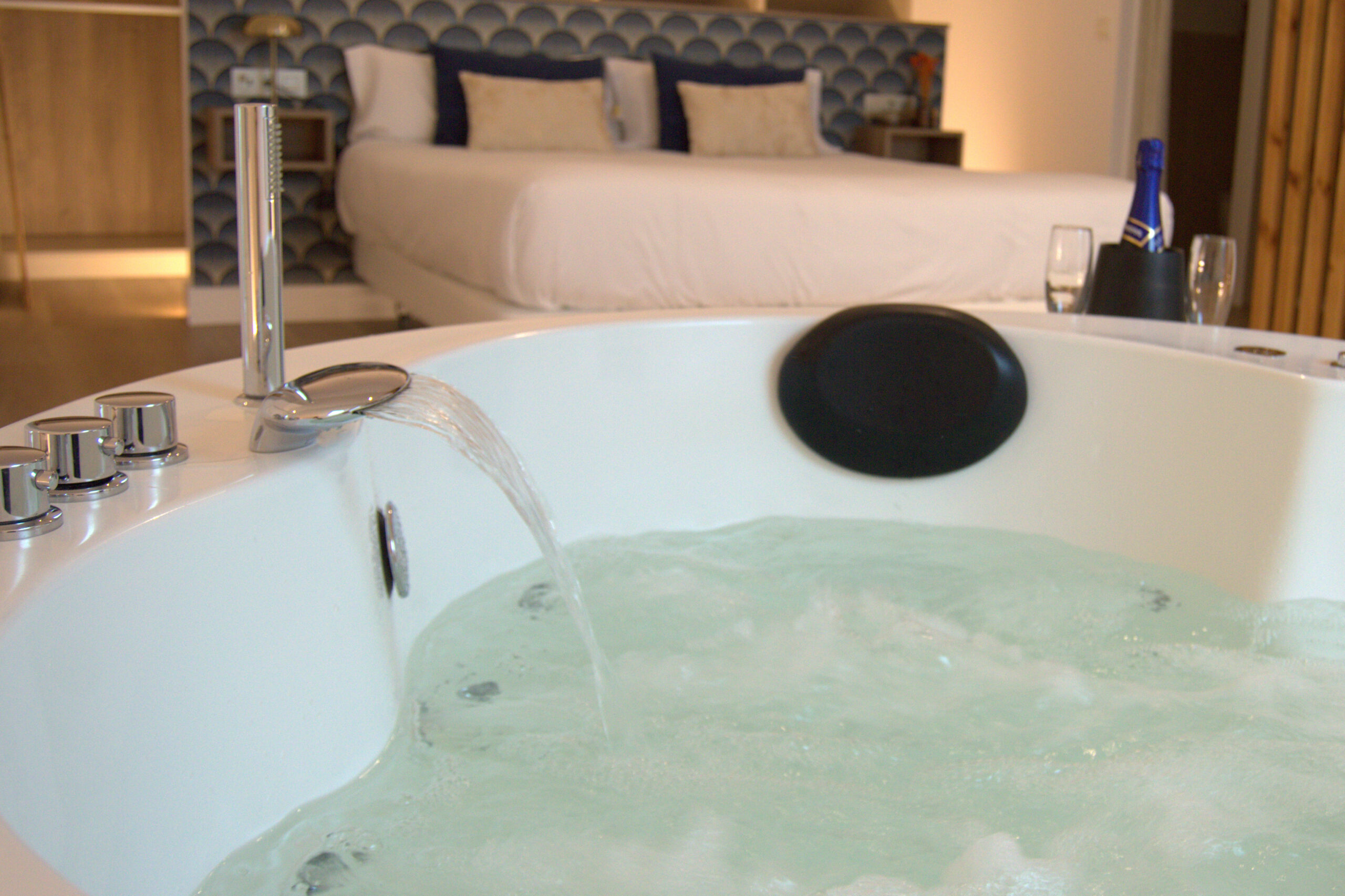 Suite con Jacuzzi y vistas al mar